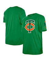 New Era Men's Kelly Green Minnesota Twins St. Patrick's Day Shamrock Fill T-Shirt