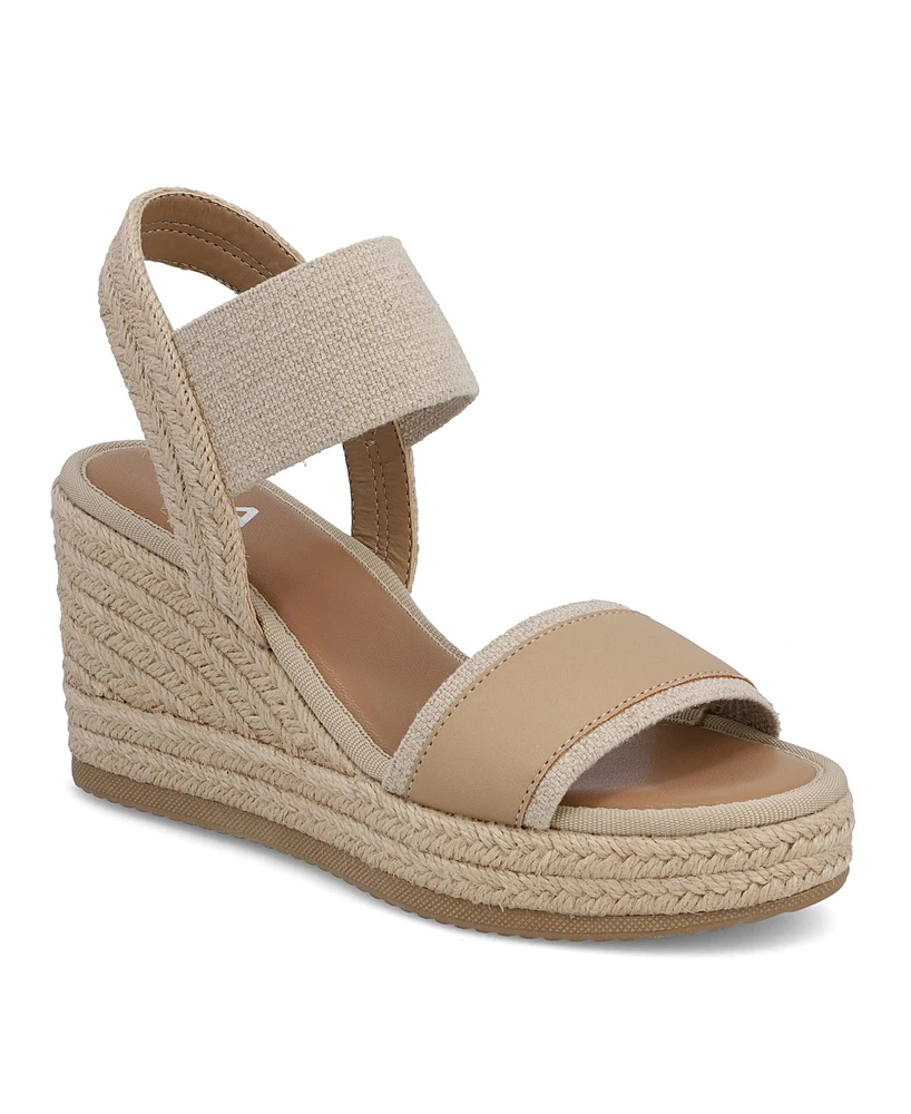 Mia Women's Bayle Round Toe Wedge Sandals