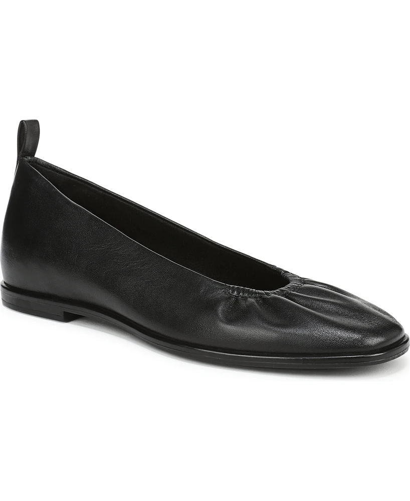 Naturalizer Women's Estie Closed Square Toe Ballet Flats
