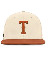 Nike Men's Natural Texas Longhorns On-Field Dugout True Performance Fitted Hat