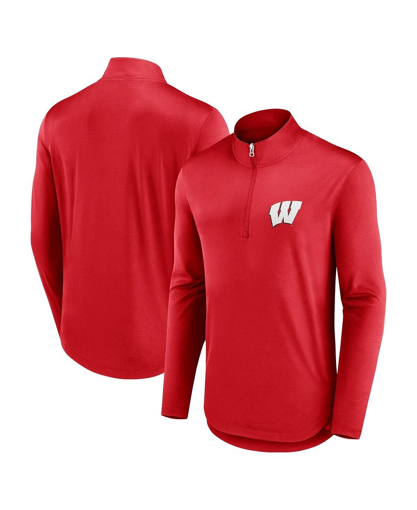 Fanatics Men's Red Wisconsin Badgers Quarterback Mock Neck Quarter-Zip Top