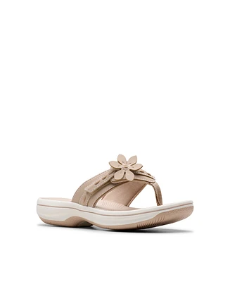 Clarks Cloudsteppers Women's Breeze Opal H Slip-On Sandals