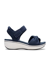 Clarks Cloudsteppers Women's Breeze Rae Sara Riptape Flat Sandals