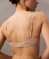 Calvin Klein Women's Form To Body Lightly Lined Triangle Bralette QF6758
