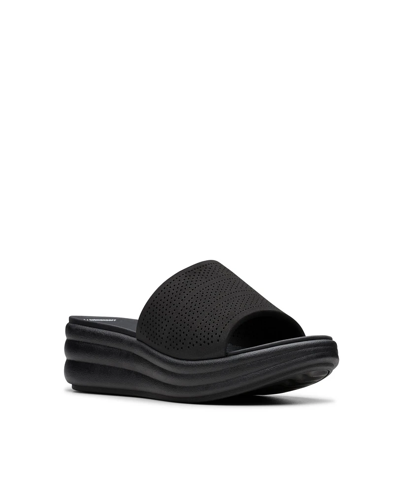 Clarks Cloudsteppers Women's Drift Twist Slip-On Flat Sandals