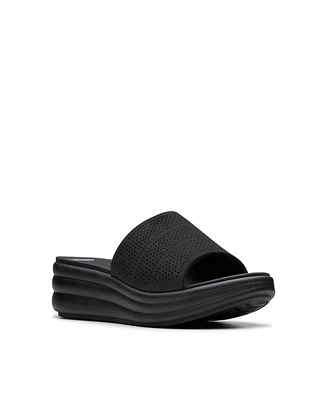 Clarks Cloudsteppers Women's Drift Twist Slip-On Flat Sandals