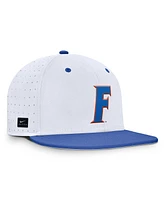 Nike Men's White Florida Gators On-Field Dugout True Performance Fitted Hat