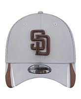 New Era Men's Gray San Diego Padres Linear 39Thirty Flex-Fit Hat