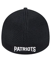 New Era Men's Black New England Patriots Active Camo 39THIRTY Flex Hat