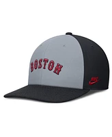 Nike Men's Gray/Navy Boston Red Sox Pro Performance Snapback Hat