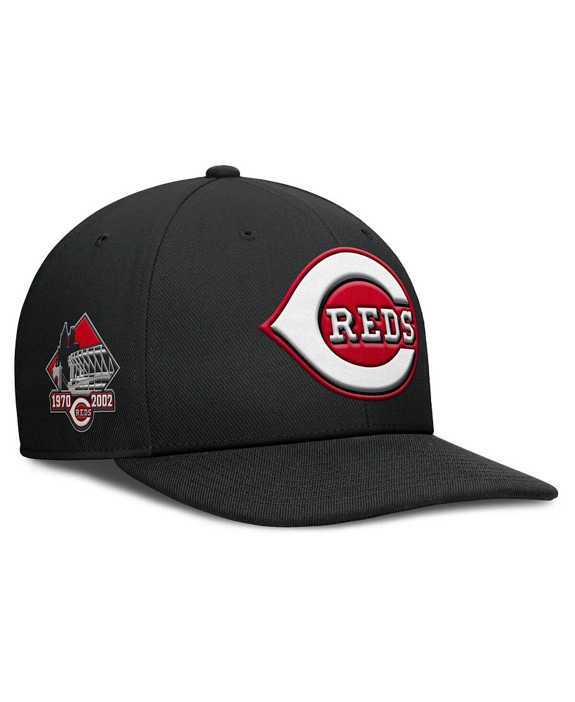 Nike Men's /Black Cincinnati Reds Pro Performance Snapback Hat