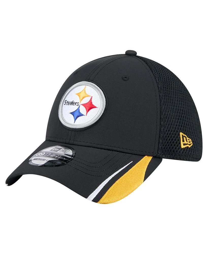 New Era Men's Black Pittsburgh Steelers Game Day Linear 39THIRTY Flex Hat