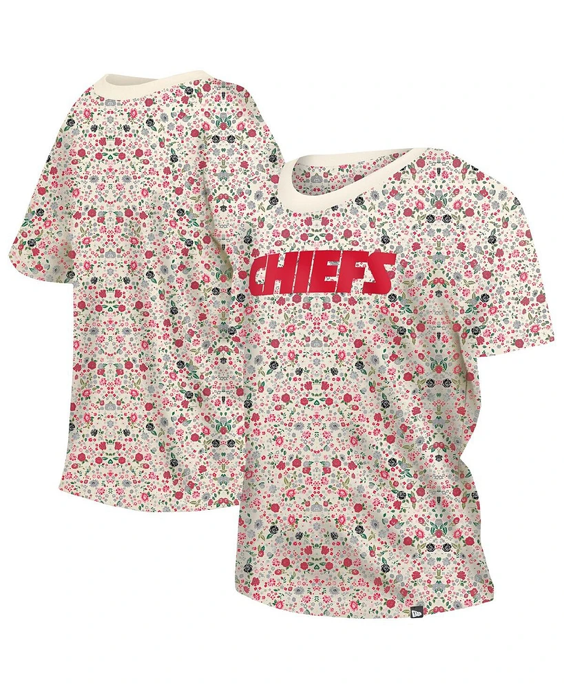 New Era Women's Cream Kansas City Chiefs Glam Game Floral T-Shirt