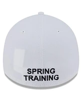 New Era Men's White/Black Chicago White Sox 2025 Spring Training Landscape 39THIRTY Flex Hat