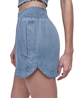 Dkny Jeans Women's Chambray High Rise Dolphin-Hem Shorts - FJZ