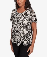 Alfred Dunner Petite Natural Instinct Crochet Flower Tee