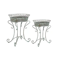 Hendrick Planters