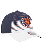 New Era Men's White/Navy Chicago Bears Adventure Gradient 9FORTY M-Crown A-Frame Adjustable Hat
