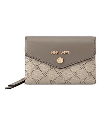 Nine West Caireann French Wallet