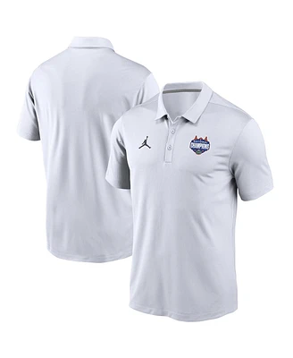 Jordan Men's White Florida Gators 2025 Ncaa Basketball National Champions Victory Solid Performance Polo Shirt
