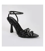 Chic Triple Buckle Patent Heeled Sandals