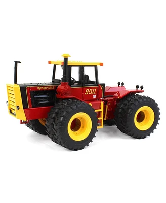 Ertl 1/32 Versatile 950, 2022 National Farm Toy Museum Select Series Tractor