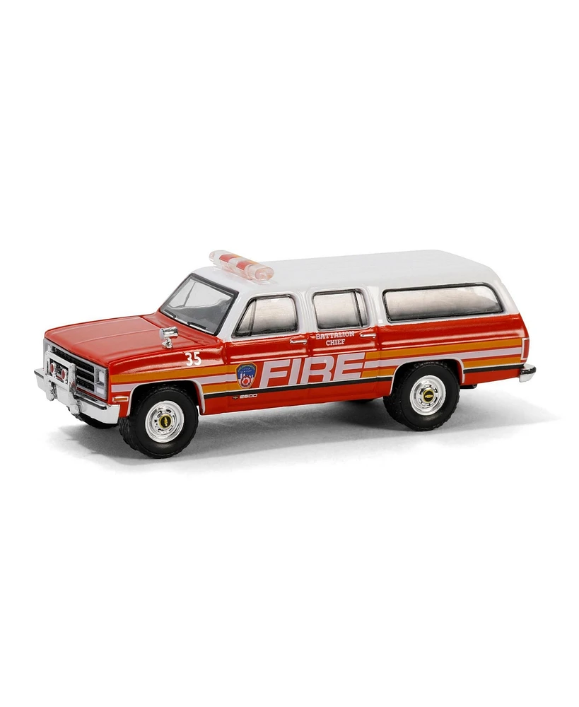 1/64 1991 Suburban, Fdny Battalion Chief, Hobby Exclusive Greenlight 30501