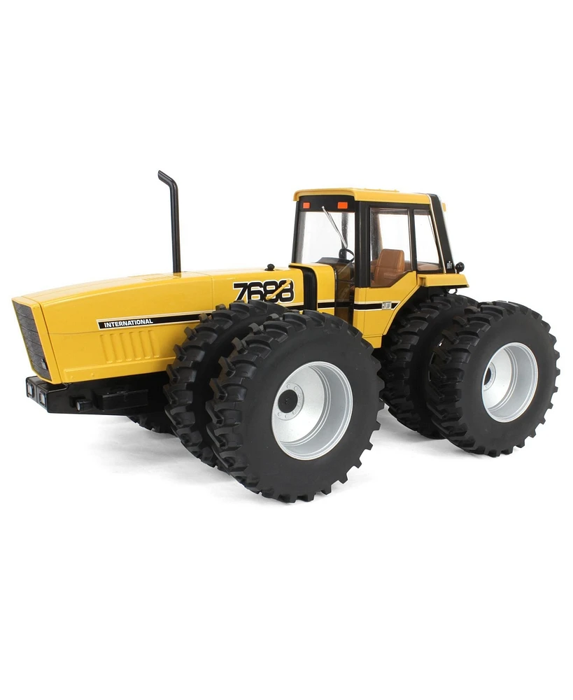 Industrial Yellow 1/16 International 7688 Super 70 2+2, 3rd Outback Toys 44396