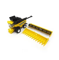 1/64th New Holland CR8.90 Combine with Corn and Grain Headers by Ertl
