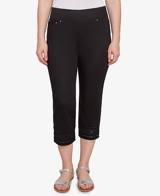 Ruby Rd. Petite Lotus Lace Soft Denim Capri Jeans