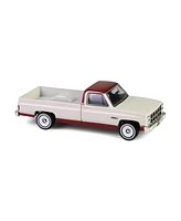 1/64 1981 Gmc Sierra Classic K2500 Neutral & Red Down on Farm 10