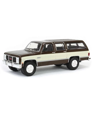 1/64 1986 Gmc Suburban Bronze & Tan, Showroom Floor Series