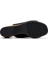 Clarks Collection Women's Nerisa Vine Wedge Sandals