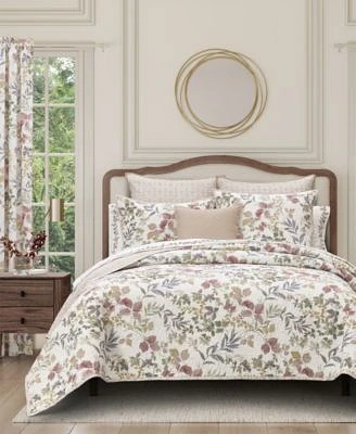 Royal Court Rosewood Quilt Sets