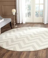 Safavieh Amherst AMT419 5' x Round Area Rug