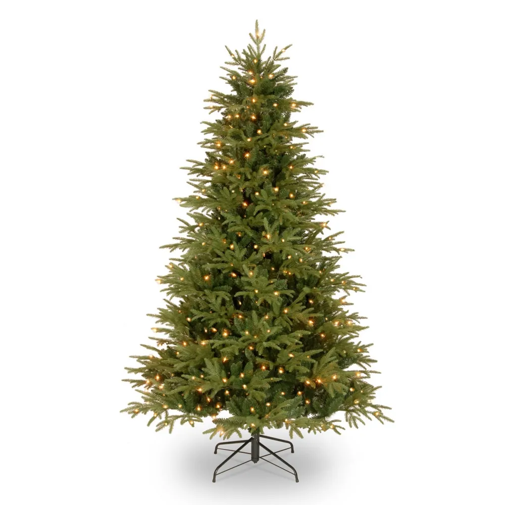 National Tree 7.5' Victoria Fir Tree with 600 Clear Lights