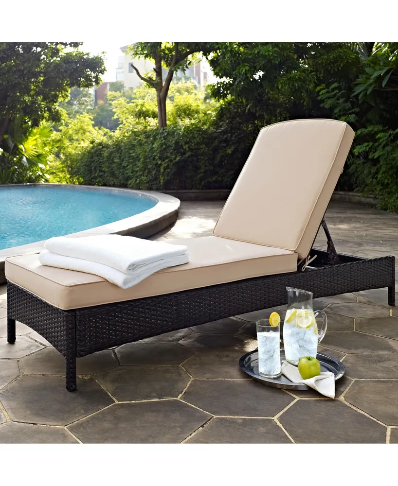 Palm Harbor Outdoor Wicker Chaise Lounge With Cushions