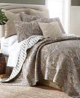 Levtex Kasey Damask Reversible -Pc. Quilt Set