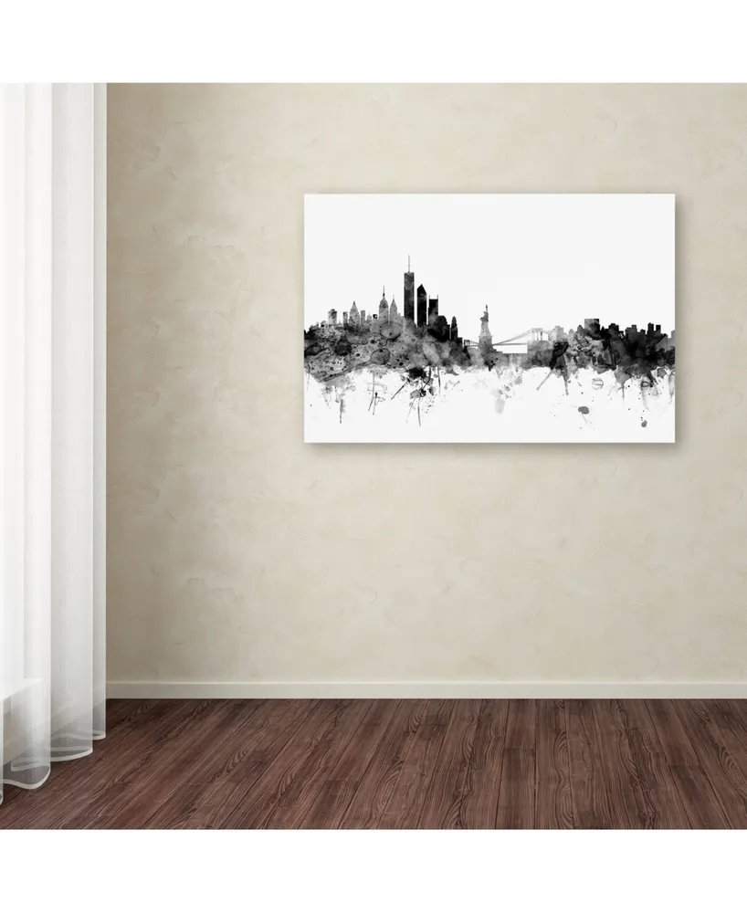 Michael Tompsett 'New York Skyline B&W' Canvas Art - 22" x 32"