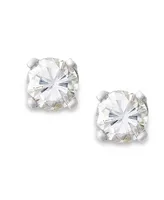 Round-Cut Diamond Stud Earrings 10k Yellow or White Gold (1/6 ct. t.w.)