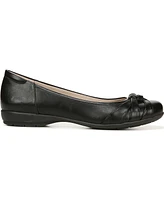 Soul Naturalizer Gift Flats