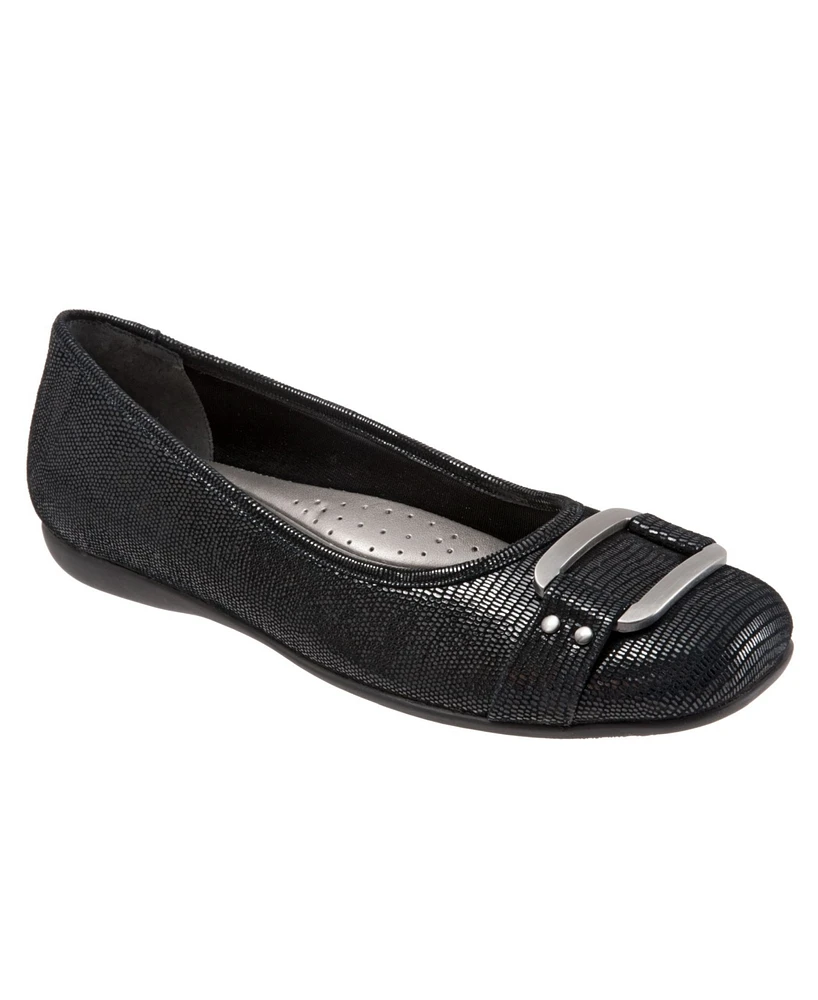 Trotters Sizzle Signature Flat