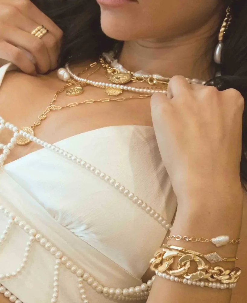 Ettika Pretty in Pearls Bracelet Set