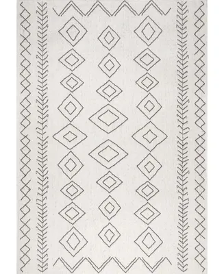 nuLoom Serna OWDN23A Ivory 5'3" x 7'6" Outdoor Area Rug