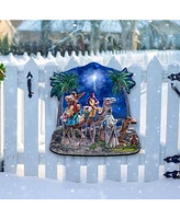 Designocracy by Dona Gelsinger The Magic of Three Kings Wall and Door Hanger