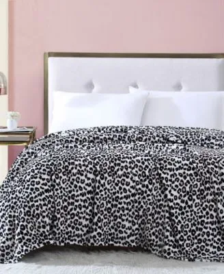 Betsey Johnson Betseys Leopard Ultra Soft Plush Blanket