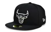 Men's New Era Black Chicago Bulls and White Logo 59FIFTY Fitted Hat