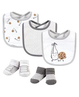 Hudson Baby Infant Boy Cotton Bib and Sock Set 5pk, Vintage Cars, One Size