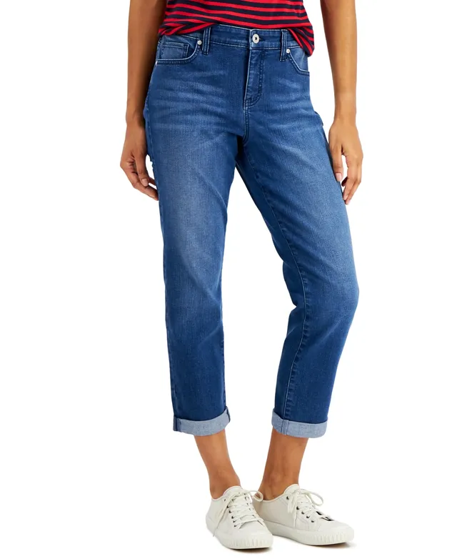 Curvy Mid-Rise Everyday Soft Denim™ Girlfriend Jeans