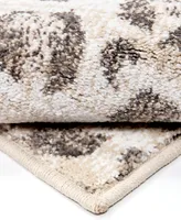 Orian Skins Snow Leopard 5'3" x 7'6" Area Rug